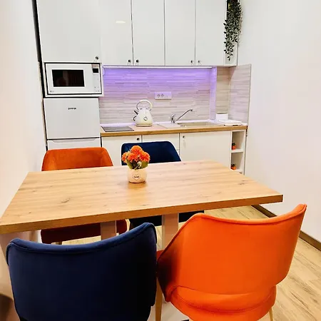 Indigo Royale Borovi