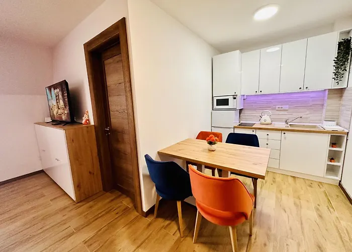 Indigo Royale Borovi Апартаменты